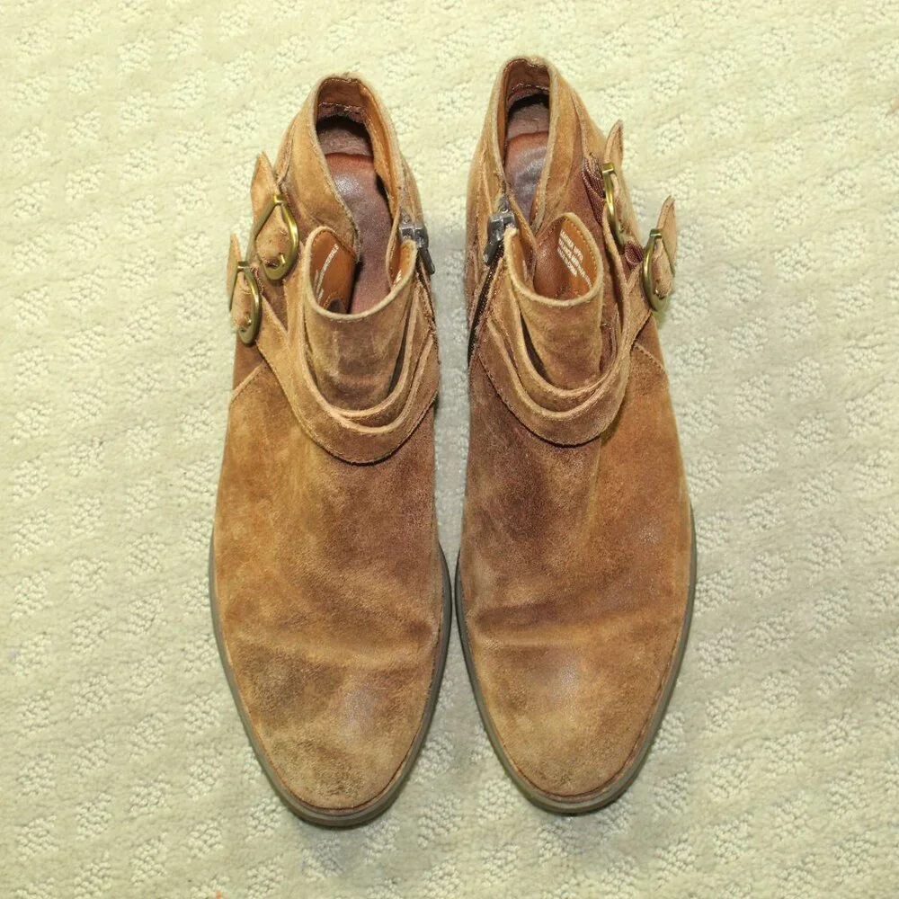 Born 8M Brown Side Zip Brown Distressed Suede Strappy Buckle Ankle Booties